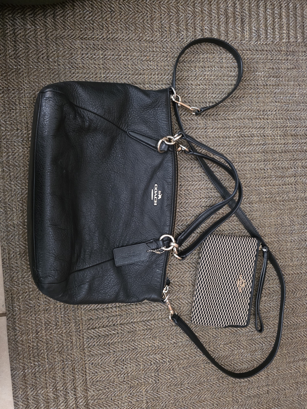Coach Black Leather Shoulder Bag with Wristlet